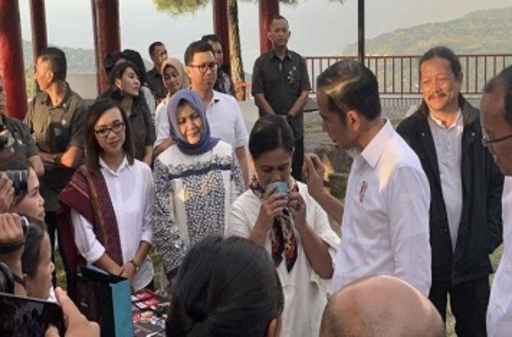 Kunjungi Lokasi Quick Win Sipinsur Geosite, Presiden Jokowi Dijamu Kopi Khas Humbahas